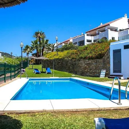 Three Bedroom Duplex Penthouse In Casares Apartment