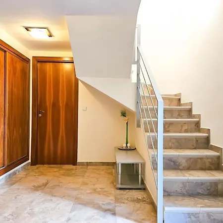 Apartment Three Bedroom Duplex Penthouse In Casares Estepona