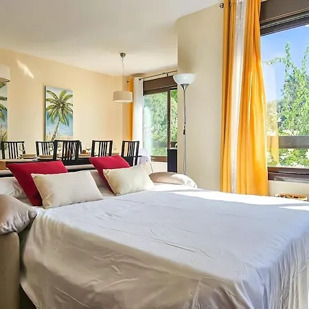 Three Bedroom Duplex Penthouse In Casares Apartment