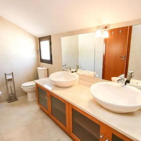 Three Bedroom Duplex Penthouse In Casares Apartment